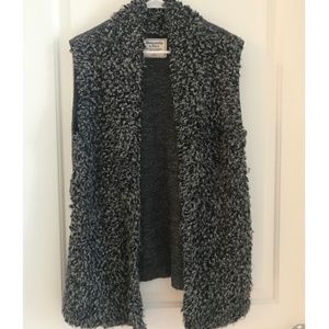 Abercrombie & Fitch Vest